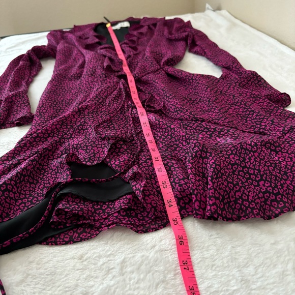 WAYF Dress Maddie Ruffled Wrap Dress, Pink/Black Size L - Picture 14 of 15